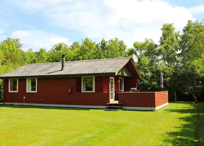 6 Person In Hadsund * Helberskov